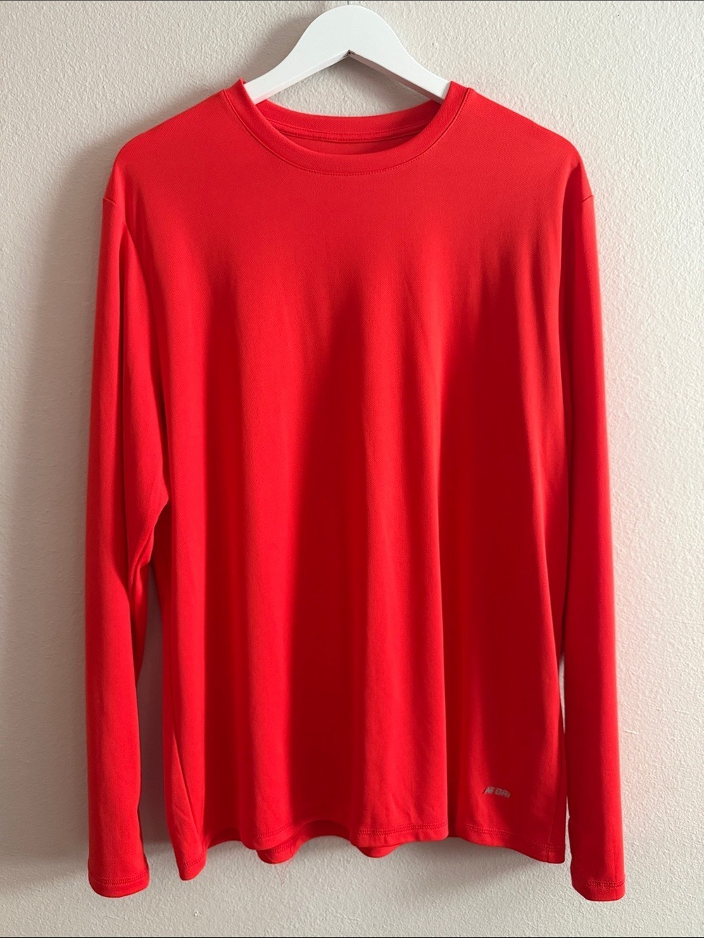 Athletech Red Long-Sleeve Crew Performance Shirt [LP0909]